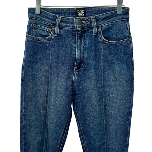 Urban Outfitters BDG Front Pin-tuck Girlfriend High Rise Zippered Ankle Jeans - Picture 2 of 8